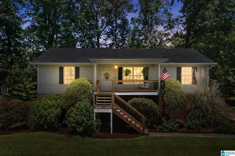 2717 Sunrise Dr, Moody, AL 35004
