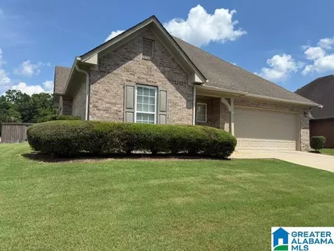 111 Holland Cv, Pelham, AL 35124