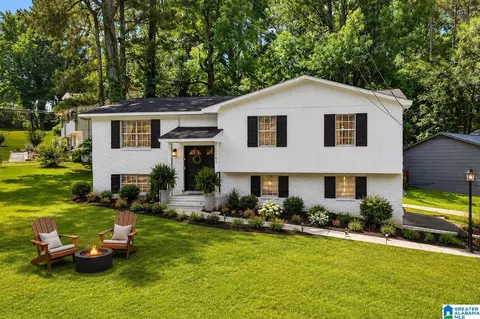 5243 Paramont Dr, Irondale, AL 35210