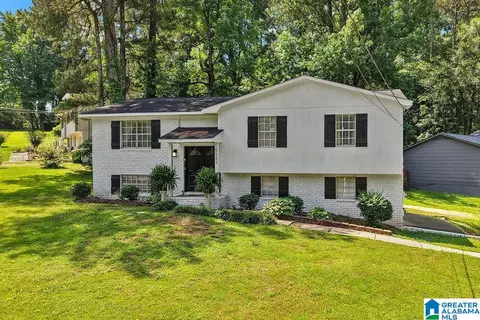 5243 Paramont Dr, Irondale, AL 35210