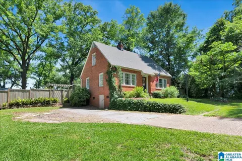 1330 Nabors St, Montevallo, AL 35115