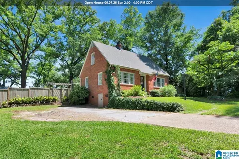 1330 Nabors St, Montevallo, AL 35115