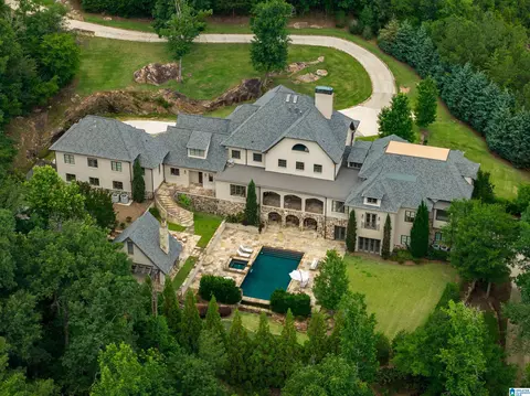 2821 Shook Hill Cir, Mountain Brook, AL 35223