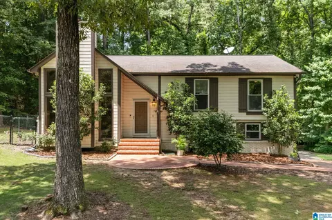 5577 Surrey Ln, Birmingham, AL 35242