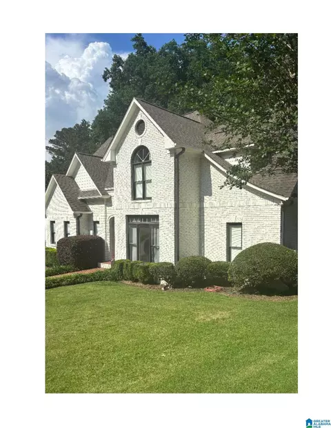 5157 Trace Crossings Dr, Hoover, AL 35244