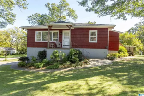 1817 12 29th Ave, Hueytown, AL 35023