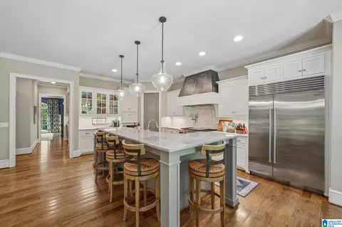 Kitchen - 336 Stonegate Dr, Birmingham, AL 35242 photo 3 of 6