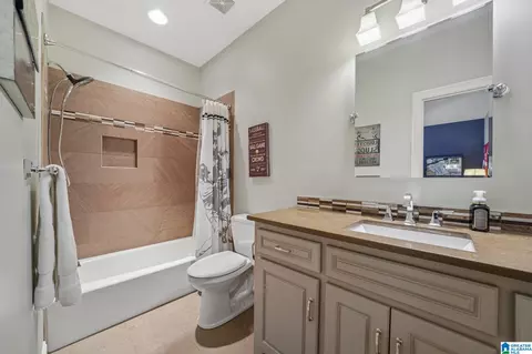 Bath - 336 Stonegate Dr, Birmingham, AL 35242 photo 8 of 10