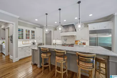 Kitchen - 336 Stonegate Dr, Birmingham, AL 35242 photo 2 of 6