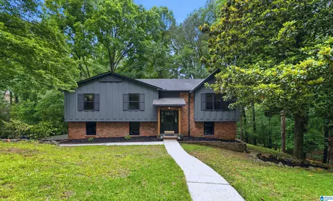 2417 Wine Ridge Dr, Birmingham, AL 35244