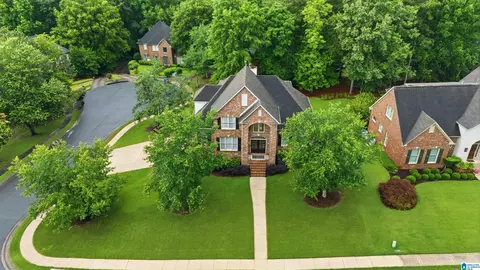 5203 Cedar Trace Cir, Hoover, AL 35244