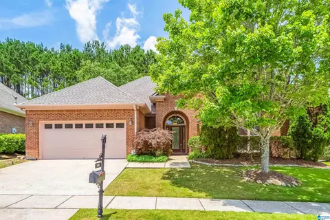 4100 Crossing Ln, Birmingham, AL 35242