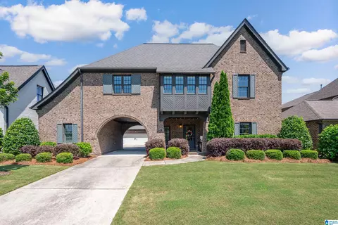 4912 Provence Cir, Vestavia Hills, AL 35242