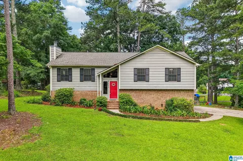 5633 Bluemont St, Irondale, AL 35210