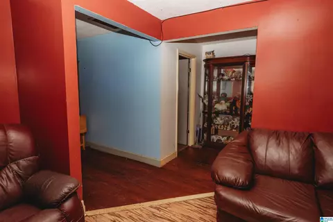 Entry Way - 150 Cedar Trl, Warrior, AL 35180 photo 2 of 8