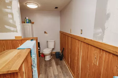 Entry Way - 150 Cedar Trl, Warrior, AL 35180 photo 7 of 8