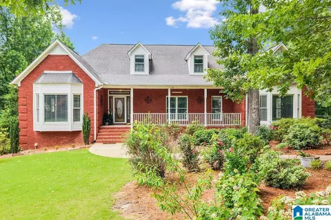 204 Hickory Hill Cir, Oneonta, AL 35121