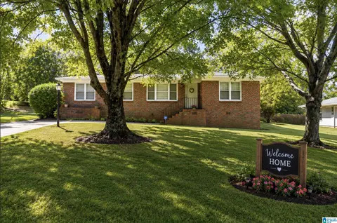 2508 7th St NE, Center Point, AL 35215