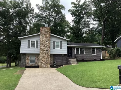 1633 6th Way NW, Center Point, AL 35215