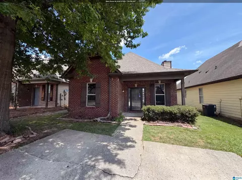 1124 Washington Dr, Moody, AL 35004