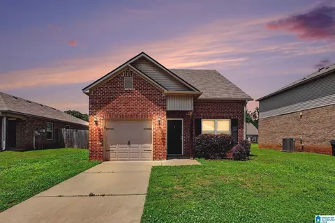 799 The Heights Ln, Calera, AL 35040