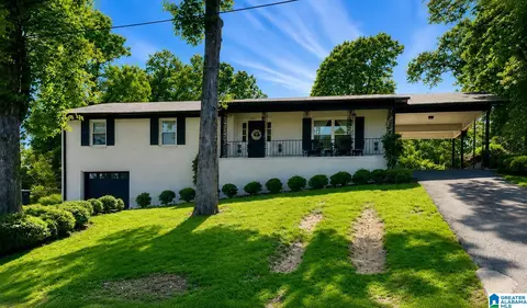 1207 Arrowhead Trl, Alabaster, AL 35007
