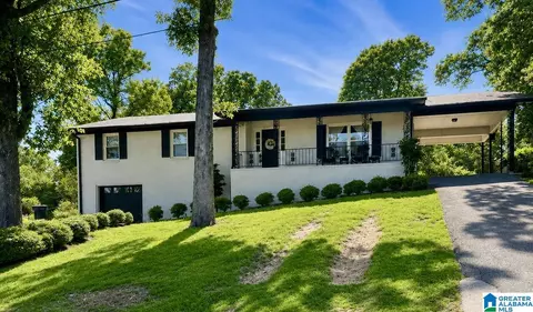 1207 Arrowhead Trl, Alabaster, AL 35007