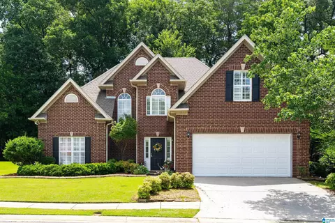 545 Thorn Berry Ln, Birmingham, AL 35242