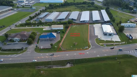 4636 Us Highway 31 #1, Calera, AL 35040