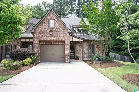 4501 Cotswold Ln, Birmingham, AL 35242