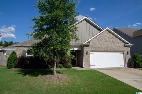 1068 Aronimink Dr, Calera, AL 35040