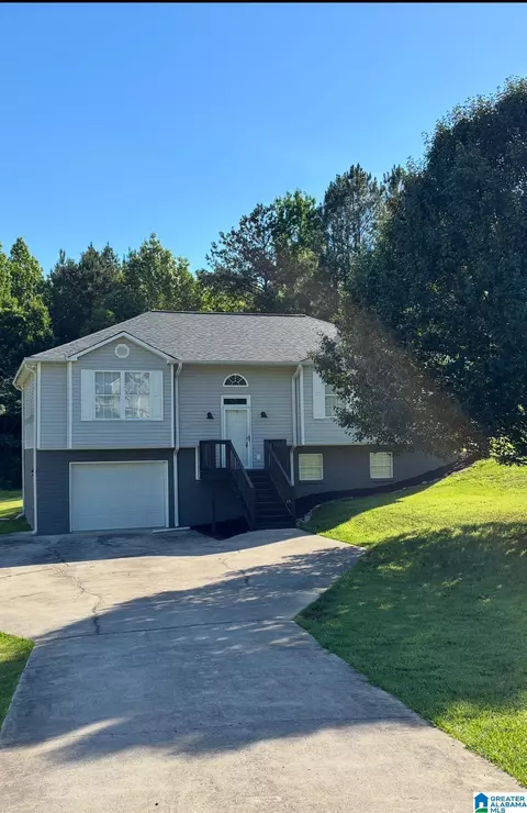 386 S Miranda Rd S Misty Acres Dr, Warrior, AL 35180