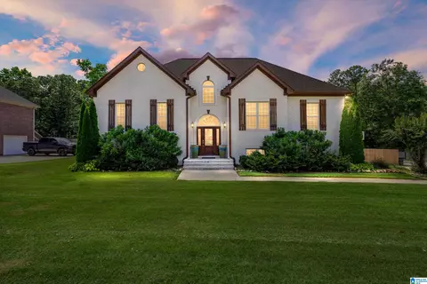 132 Oaklyn Hills Dr, Chelsea, AL 35043