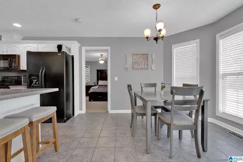 Dining - 95 Cedar Trl, Warrior, AL 35180 photo 2 of 3
