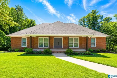 135 Kingsley Rd, Alabaster, AL 35007