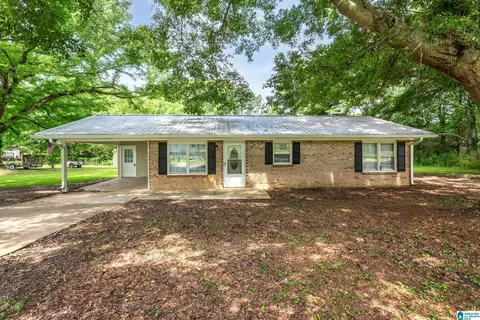53 Pettus Dr, Anniston, AL 36207