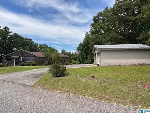 1104 Smith Rd, Clanton, AL 35045 photo 4