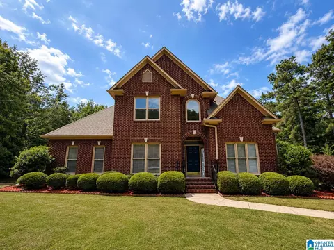 404 Greystone Glen Cir, Birmingham, AL 35242