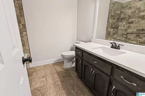 Bath - 355 Comanche St, Montevallo, AL 35115 photo 1 of 3
