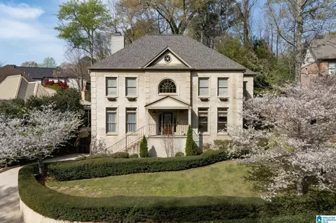 2228 Sterlingwood Dr, Birmingham, AL 35243