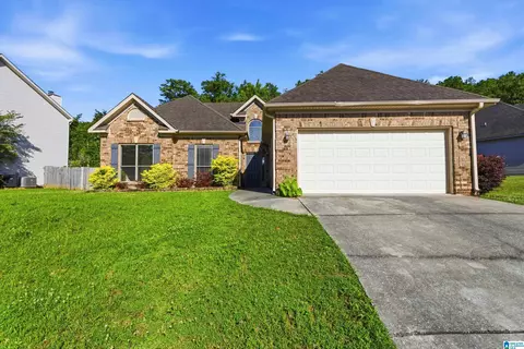 5912 Forest Lakes Cv, Sterrett, AL 35147