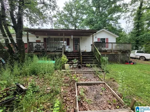 629 Long Hollow Rd, Scottsboro, AL 35768