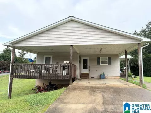 1811 Maple Crest Ln, Adger, AL 35006