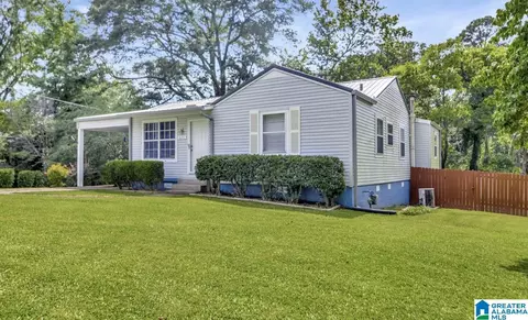 620 4th Ct, Pleasant Grove, AL 35127