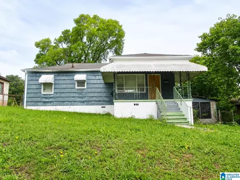 1032 Forrest St, Tarrant, AL 35217