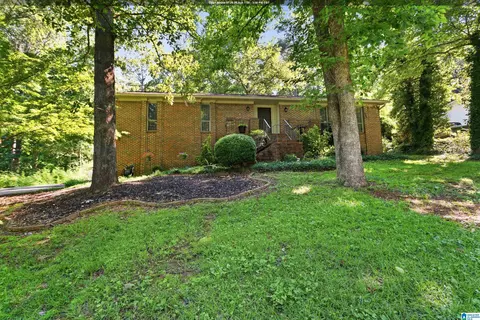 105 Maple St, Maylene, AL 35114