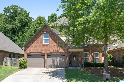 2295 Abbeyglen Cir, Hoover, AL 35226