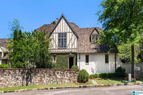 470 Botanical Pl, Mountain Brook, AL 35223