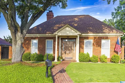 1517 Charleton Dr, Montgomery, AL 36106