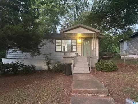 1713 Courtney Ave, Bessemer, AL 35020